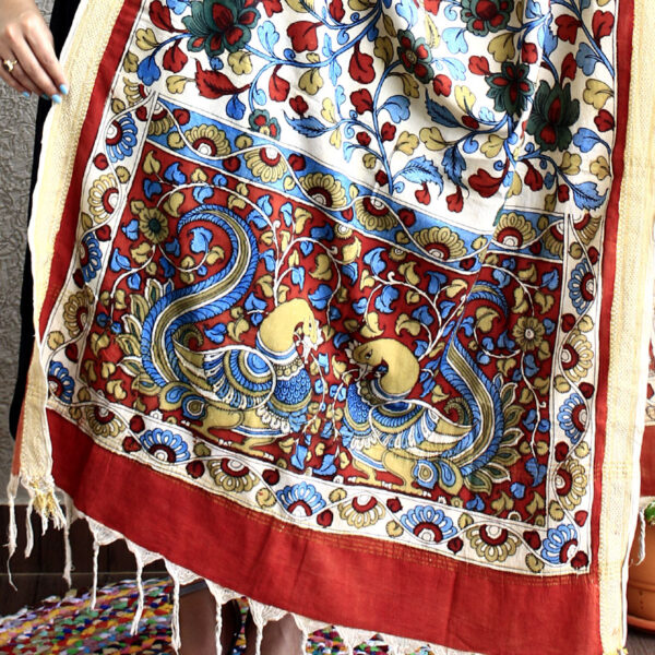 Kalamkari Dupatta, Dupatta