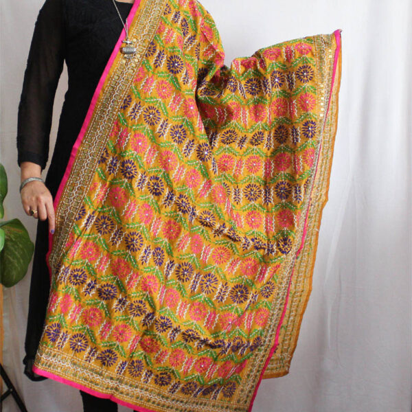 Kantha Dupatta